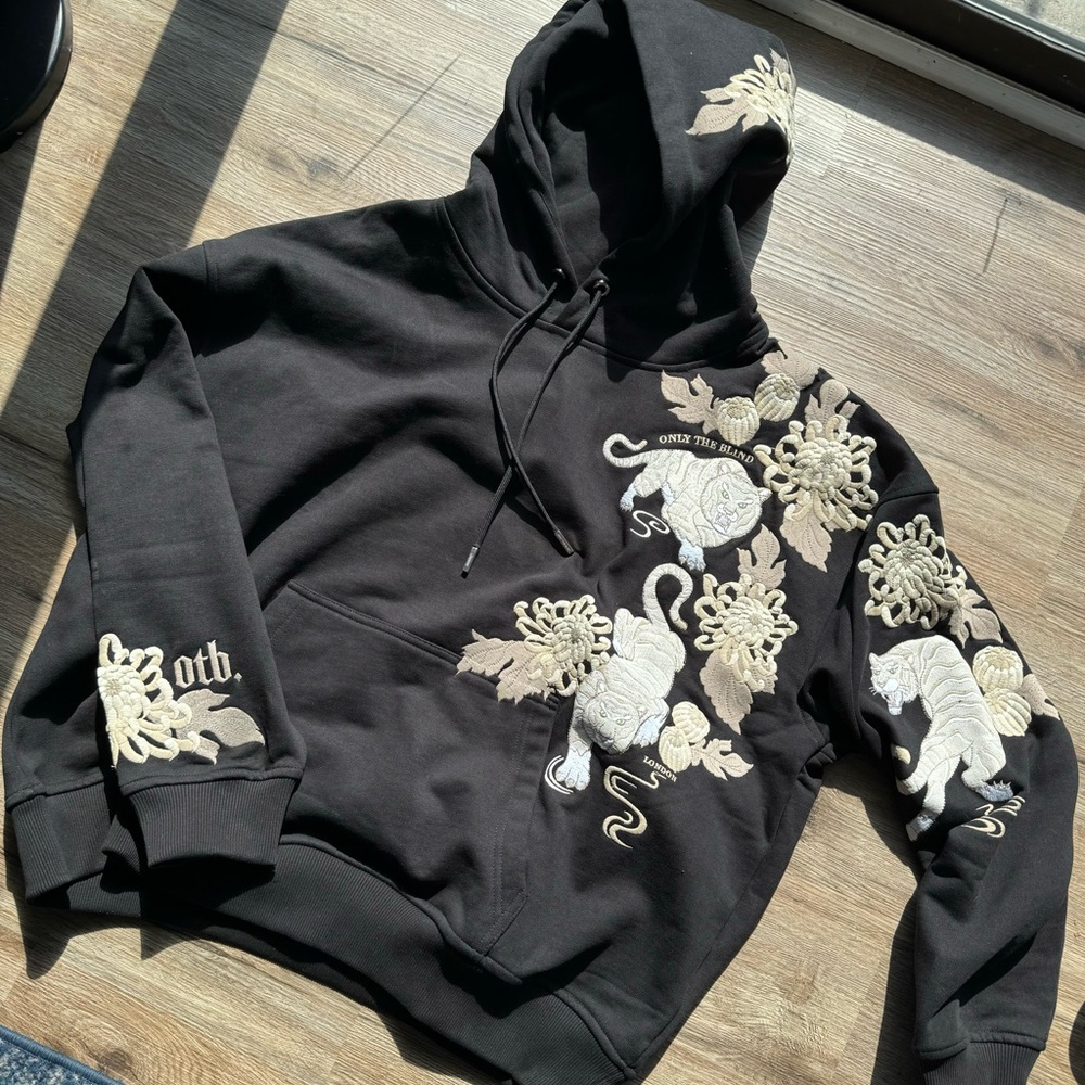 Only The Blind - Black Koda Tiger Hoodie, Men’s XL